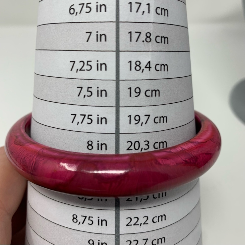 Vintage Magenta Red Purple Pink Wood Painted Classic Slim Bangle - Picture 6 of 13